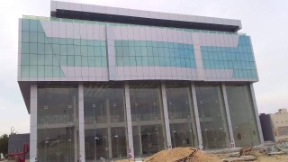 مبني تجاري للبيع او الايجار حي القيروان